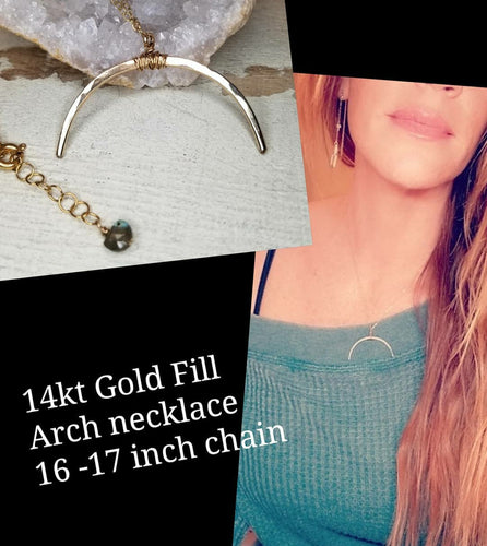 Minimalist Arch bar Necklace