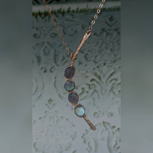 Arch Bar Necklace Wrapped With Stones