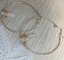 Single crystal Hoops