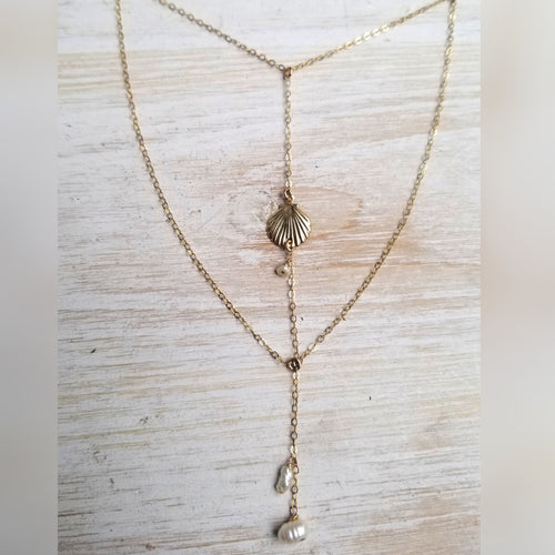Shell & Pearl V chain necklace