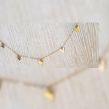 Tiny triangles necklace