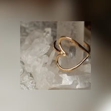 Classic Heart Ring