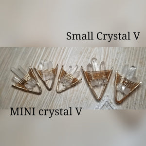 Mini Crystal V necklace
