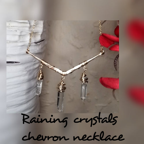 Raining crystals Chevron necklace