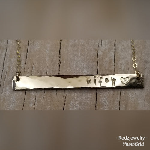 Wifey bar necklace